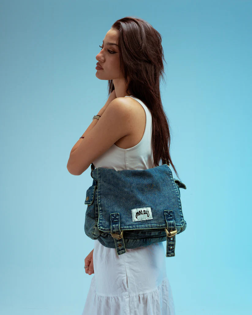 DENIM BLUE MASTER