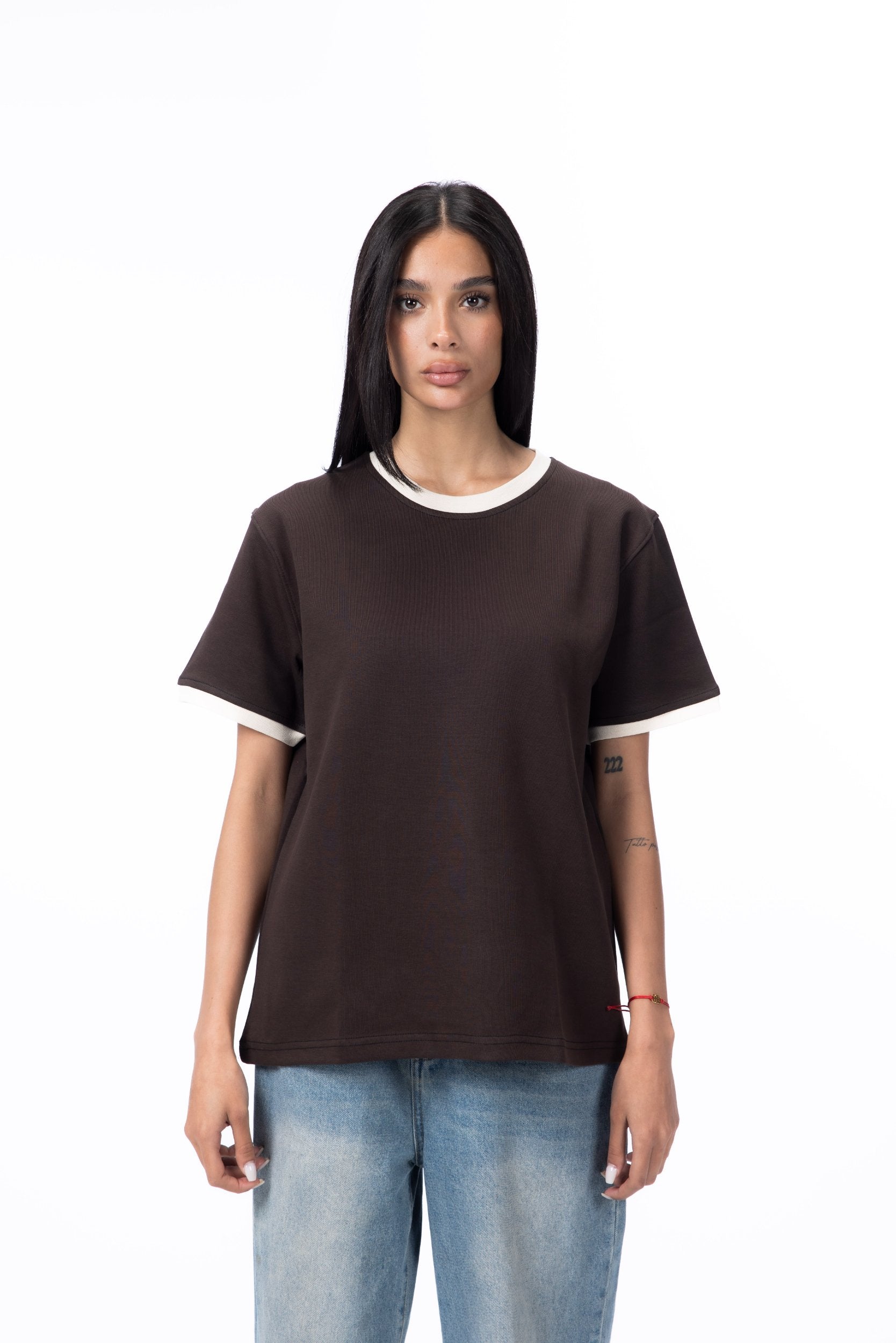 CONTRAST TRIM TEE - BROWN
