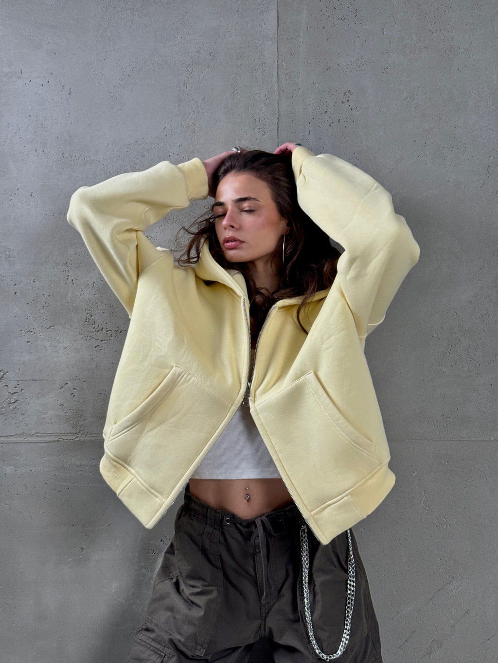 Butter yellow zipper